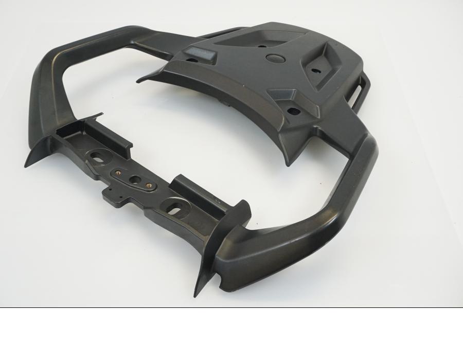 Höger sida på Pakethållare från en Triumph Sprint GT -2011 motorcykel.