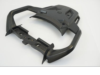 Höger sida på Pakethållare från en Triumph Sprint GT -2011 motorcykel.