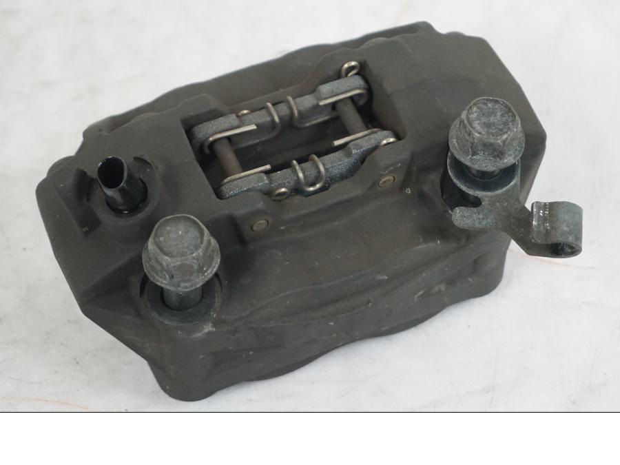 Höger sida på Bromsok från en Yamaha MT 125 -2017 motorcykel.