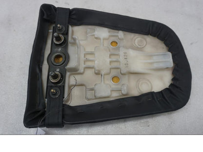 Snett uppifrån på Sadel från en Suzuki GSX-R 1000 -2003 motorcykel.