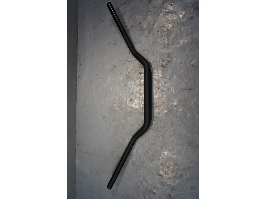 Baksidan på Styre från en Ducati Diavel -2015 motorcykel.