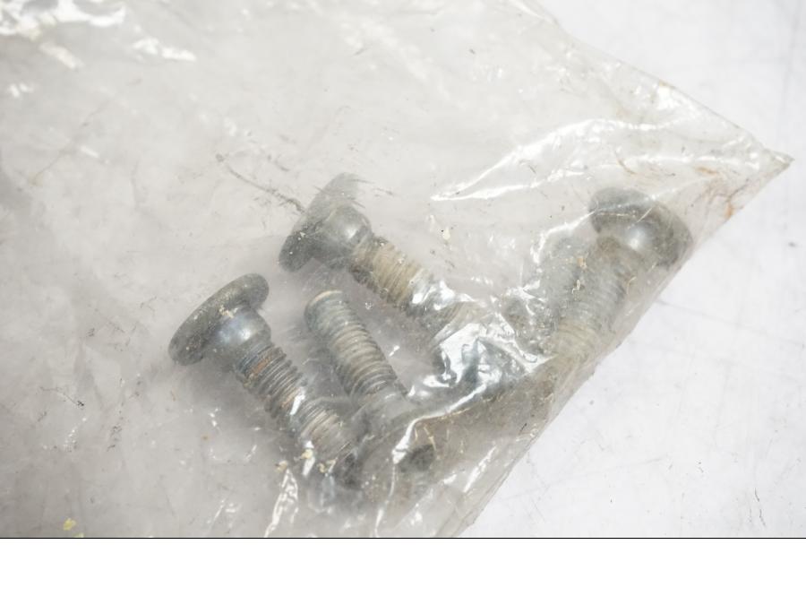 Snett uppifrån på Bromsskiva från en Kawasaki ZX-7R -1998 motorcykel.