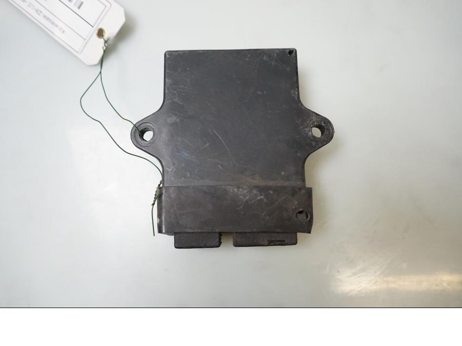 Baksidan på CDI / ECU från en Kawasaki ZX-10 -1990 motorcykel.