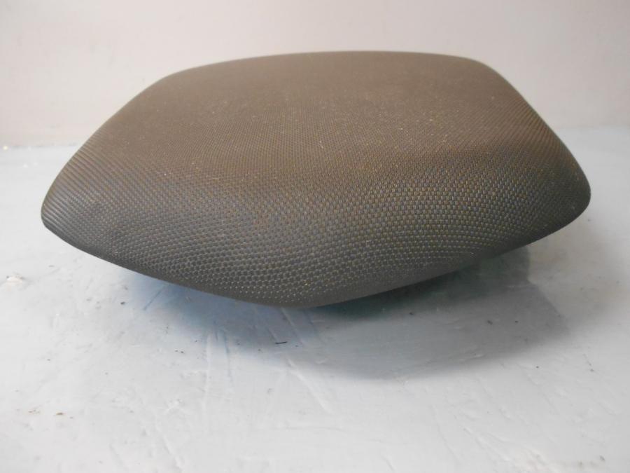 Snett uppifrån på Sadel från en Kawasaki Ninja 650 -2015 motorcykel.