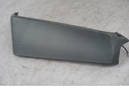 Framsidan på Kylarvinge från en Yamaha MT-09 -2024 motorcykel.