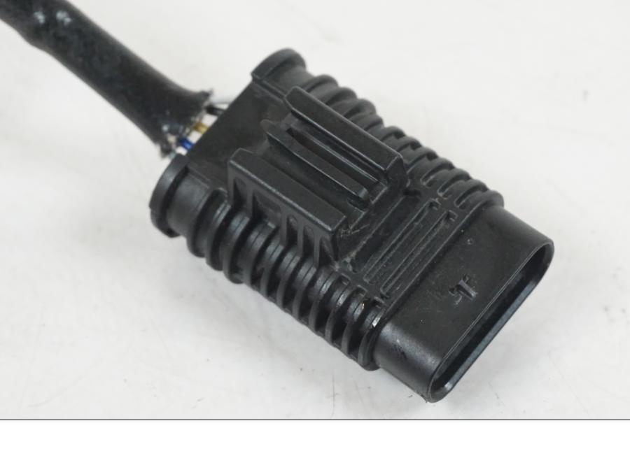 Snett uppifrån på Lambdasond från en BMW R 1250 GS -2021 motorcykel.