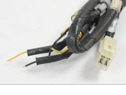 Baksidan på Kablage från en Yamaha YZF 1000 R1 -2007 motorcykel.