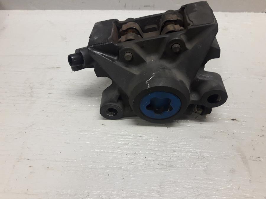 Framsidan på Bromsok från en Yamaha YZF 1000 R1 -1998 motorcykel.