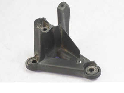 Framsidan på Instrumentpanelsfäste från en BMW R 1200 GS -2005 motorcykel.