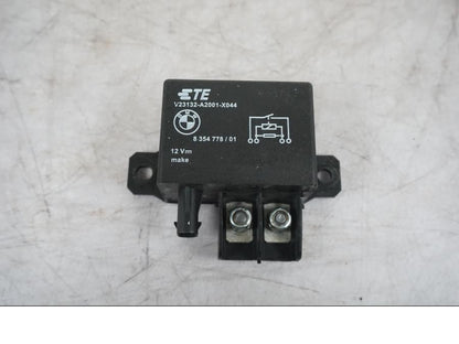 Framsidan på Startrelä från en BMW F 800 R -2018 motorcykel.