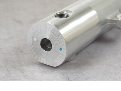 Snett uppifrån på Gaffelben från en Yamaha XV 1600 -1999 motorcykel.