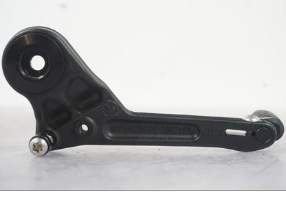 Extrabild1 på Växelpedal från en KTM 1290 Super Duke R -2022 motorcykel.