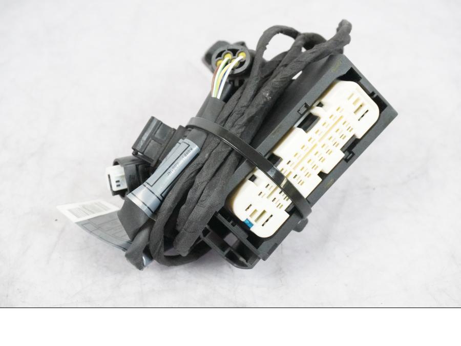 Baksidan på Kablage från en BMW R 1250 GSA -2021 motorcykel.