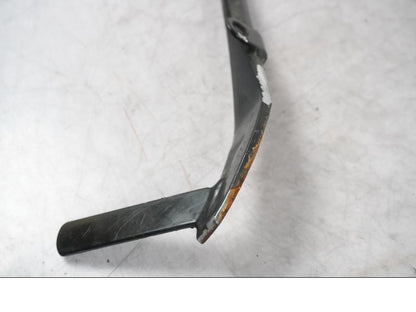 Snett nerifrån på Sidostöd från en H-D Touring Street Glide FLHX -2009 motorcykel.