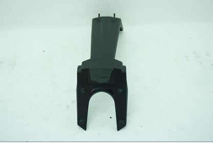 Baksidan på Skylthållare från en KTM RC 390 -2019 motorcykel.