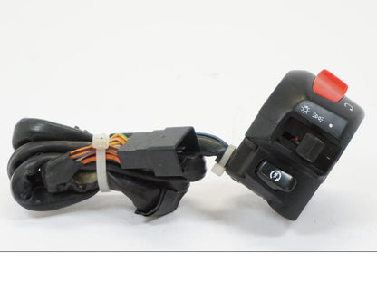 Framsidan på Styrelreglage från en Suzuki GSX-R 600 -2001 motorcykel.