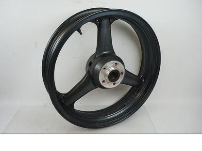 Framsidan på Fälg från en Kawasaki ZX-9R -2001 motorcykel.