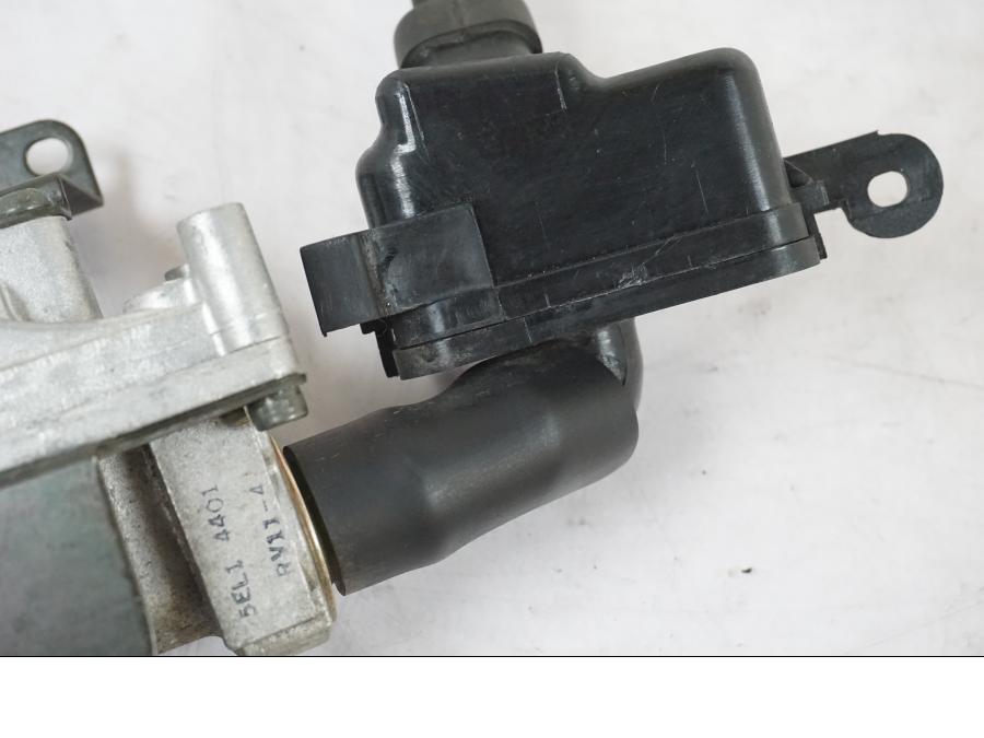 Extrabild3 på Second Air från en Yamaha XVS 1100 -2004 motorcykel.