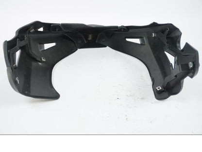 Baksidan på Magkåpa från en Honda CB 650 R -2019 motorcykel.