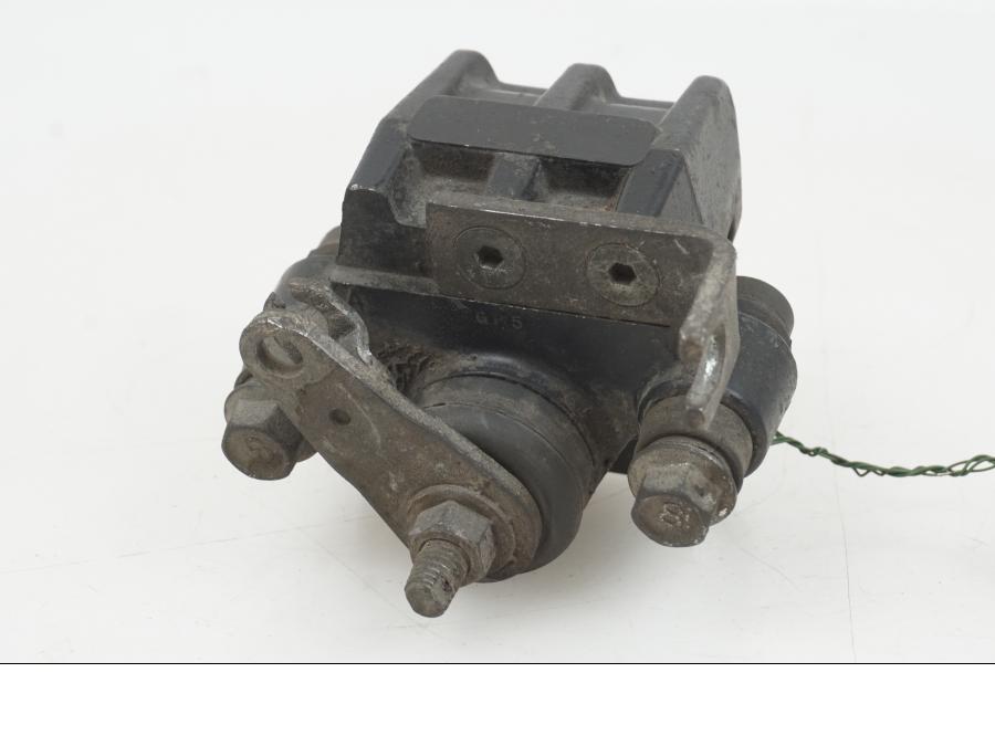 Framsidan på Bromsok från en Piaggio MP3 250 -2006 motorcykel.