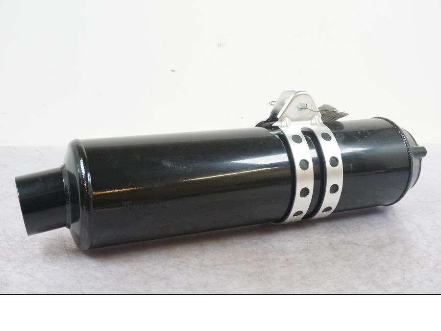 Framsidan på Ljuddämpare från en Kawasaki ZX-6R -1997 motorcykel.