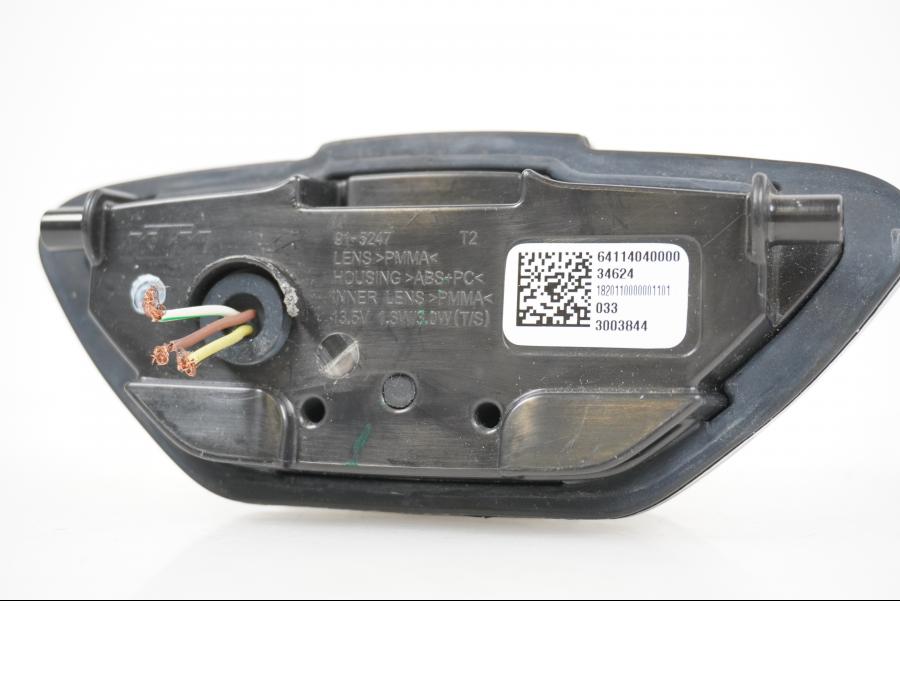 Vänster sida på Baklampa från en KTM 790 Duke -2018 motorcykel.