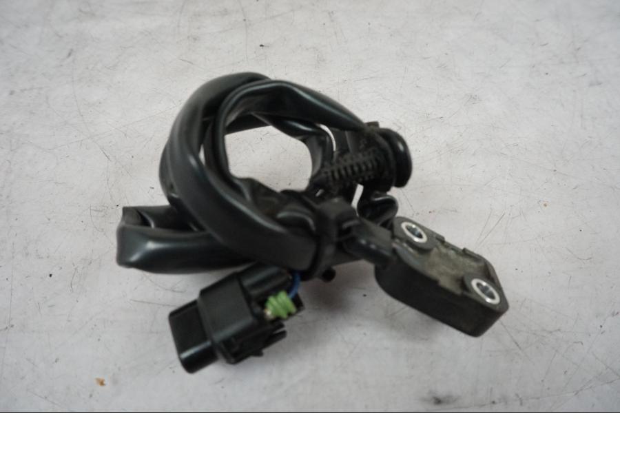 Höger sida på Sidostödsbrytare från en Triumph Bonneville T120 -2021 motorcykel.