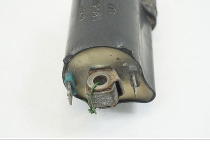Snett uppifrån på Tändspole från en Honda XL 1000 V -1999 motorcykel.
