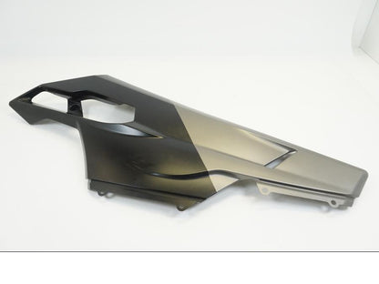 Framsidan på Magkåpa från en Ducati 848 EVO -2013 motorcykel.