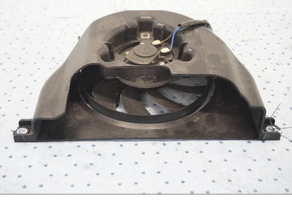 Framsidan på Vattenkylfläkt från en Kawasaki Z 650 ABS -2020 motorcykel.