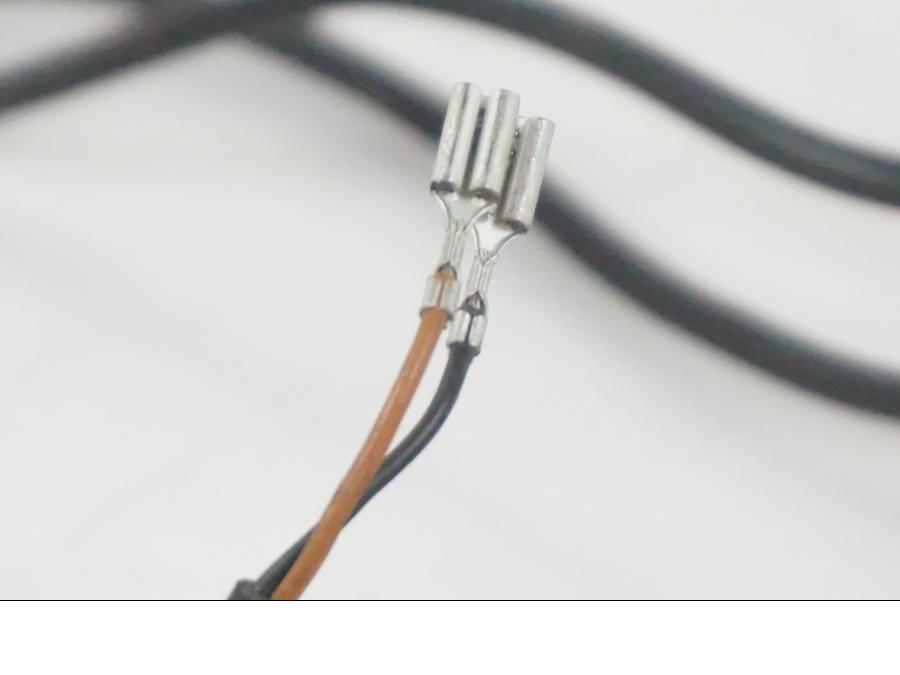 Höger sida på Gasrulle från en BMW F 650 CS -2002 motorcykel.