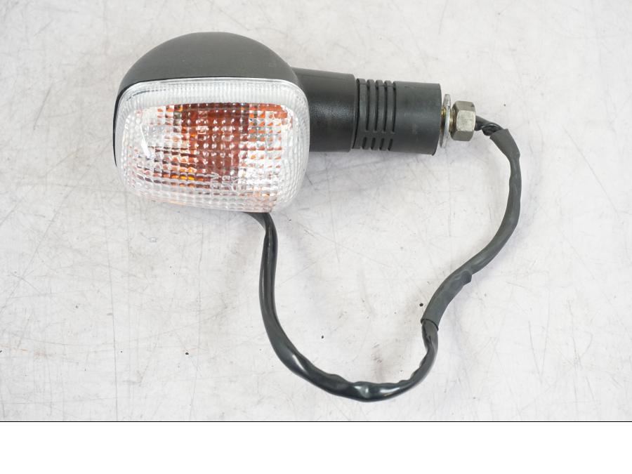 Framsidan på Blinkers från en Suzuki GSX 1300 RX -1999 motorcykel.