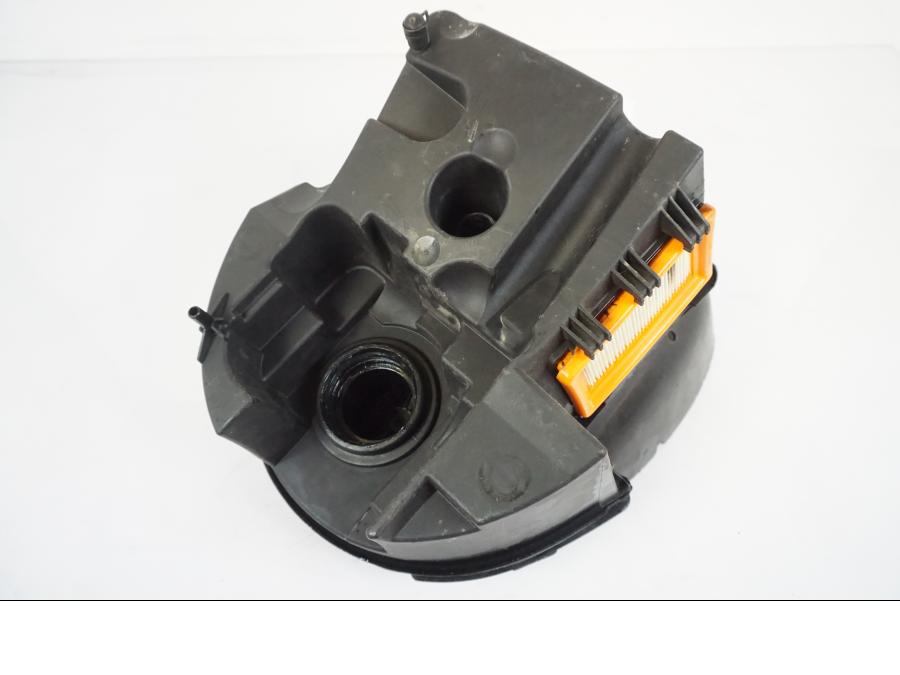 Extrabild3 på Luftburk från en BMW F 650 CS -2002 motorcykel.