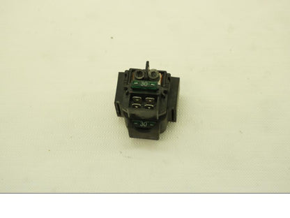 Framsidan på Startrelä från en Kawasaki ZX-6R -2008 motorcykel.