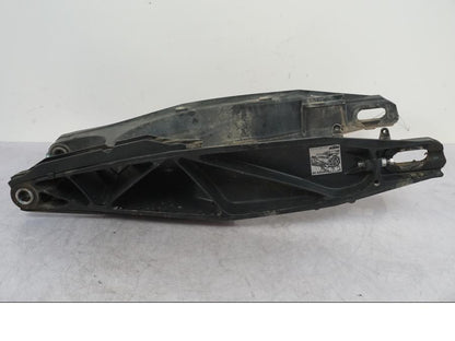 Extrabild1 på Sving från en KTM 1290 Super Adventure R -2018 motorcykel.