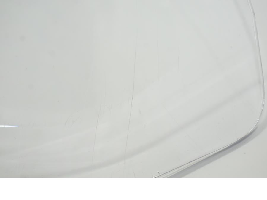 Vänster sida på Vindruta från en BMW R 1300 GS -2024 motorcykel.