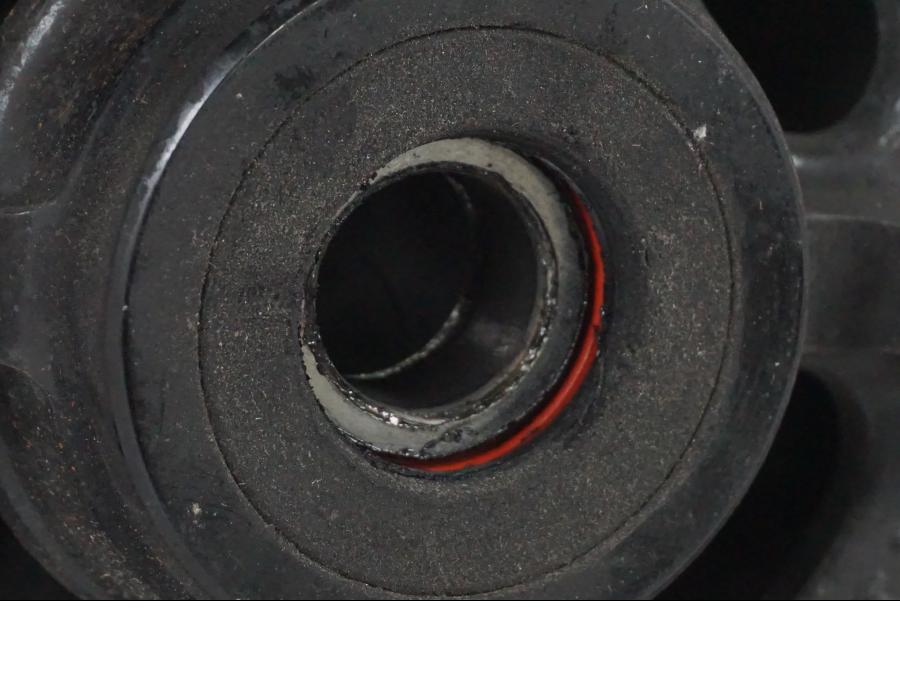 Extrabild4 på Fälg från en Kawasaki ER-6N ABS -2010 motorcykel.