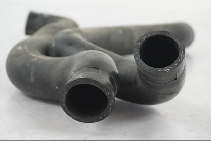 Extrabild4 på Vattenkyl Slang Set från en Suzuki SV 650 S -2005 motorcykel.