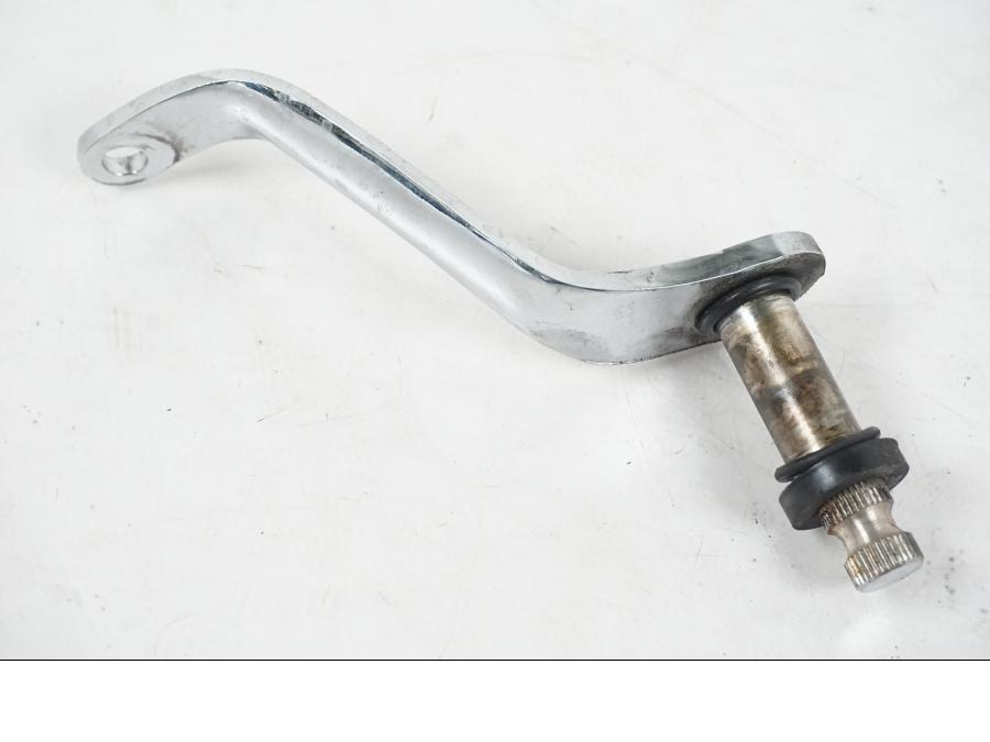 Framsidan på Växelarm från en H-D Softail FXCW Rocker -2008 motorcykel.