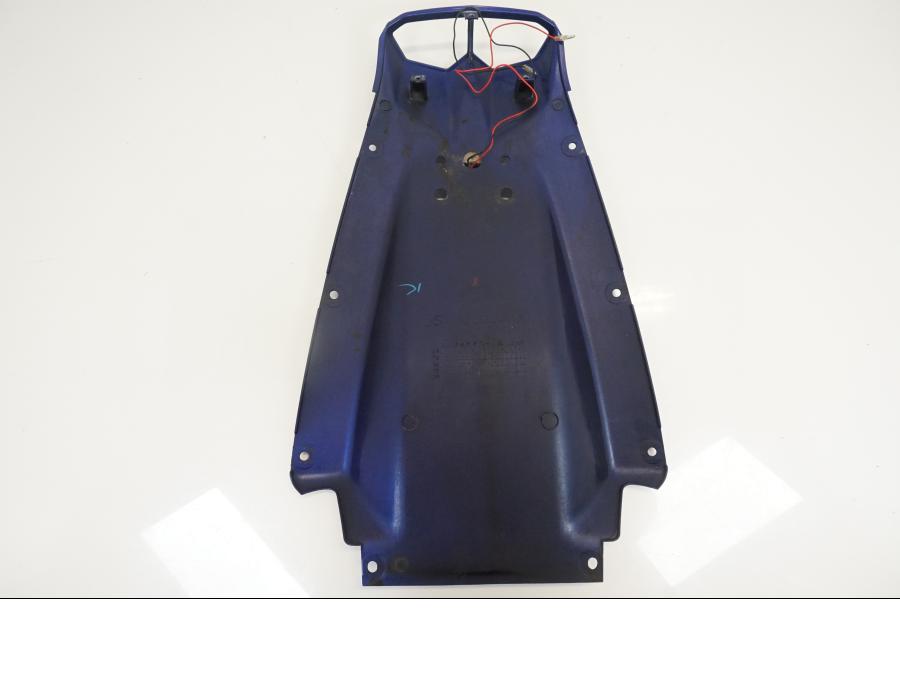 Vänster sida på Undertail från en Yamaha YZF R6 -2006 motorcykel.