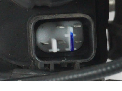 Vänster sida på Avgasspjällmotor från en Yamaha YZF 1000 R1 -2007 motorcykel.