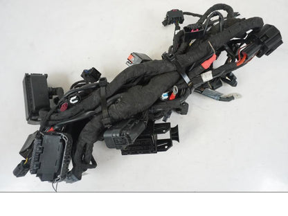 Framsidan på Kabelstam från en BMW R 1250 GS -2021 motorcykel.