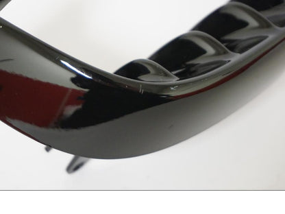 Vänster sida på Vattenkyldekor från en H-D V-Rod 1130 -2015 motorcykel.