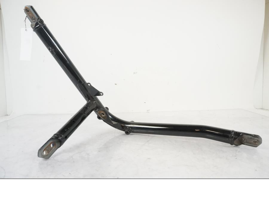 Höger sida på Ramdel från en Suzuki VZR 1800 -2009 motorcykel.