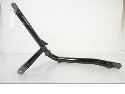 Höger sida på Ramdel från en Suzuki VZR 1800 -2009 motorcykel.