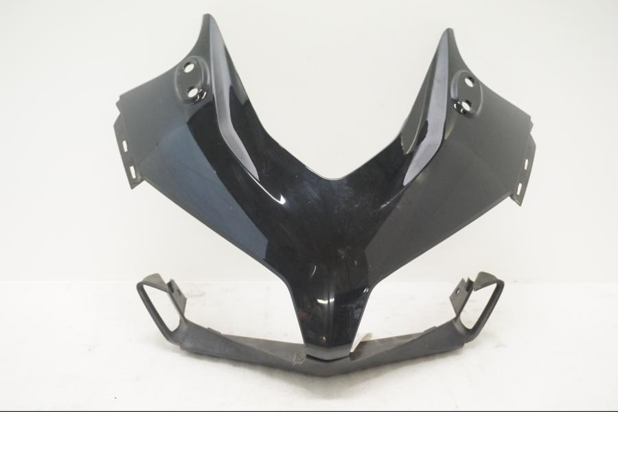 Framsidan på Toppkåpa från en Honda CBR 500 R -2013 motorcykel.