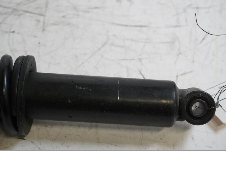 Vänster sida på Stötdämpare från en BMW R 1100 S -2003 motorcykel.