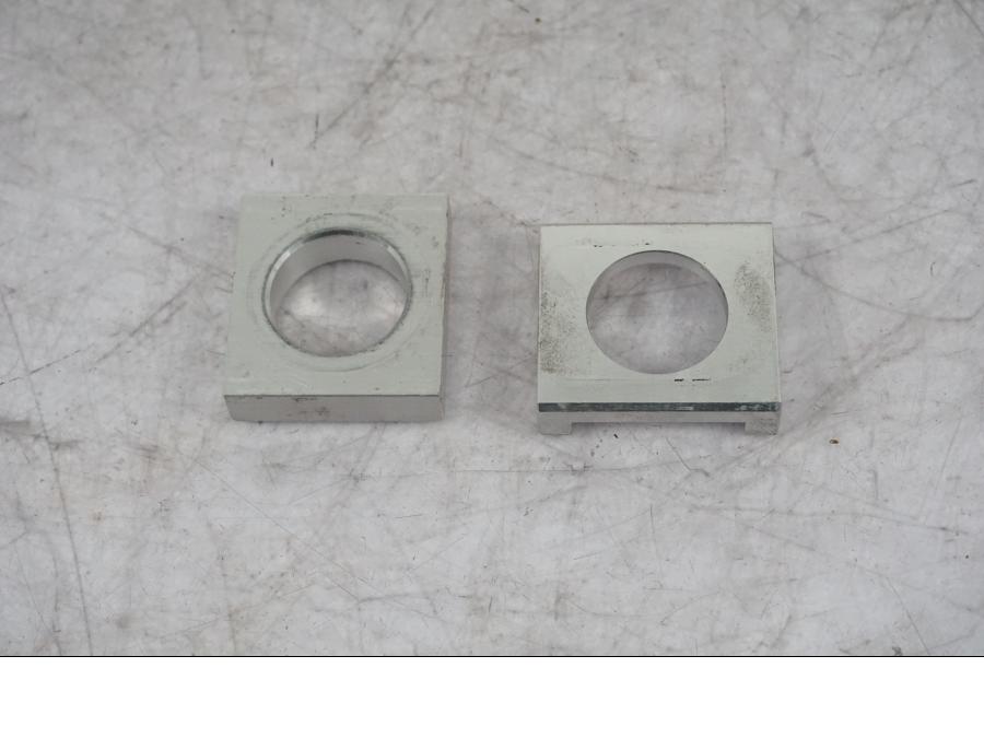 Framsidan på Styrplatta från en Yamaha MT-09 -2024 motorcykel.