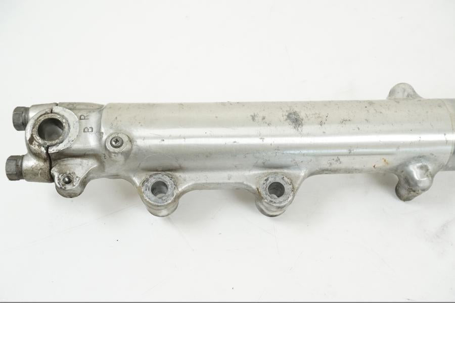 Baksidan på Gaffelben från en Suzuki GS 1000 -1978 motorcykel.