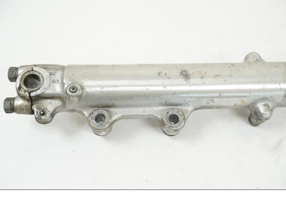 Baksidan på Gaffelben från en Suzuki GS 1000 -1978 motorcykel.